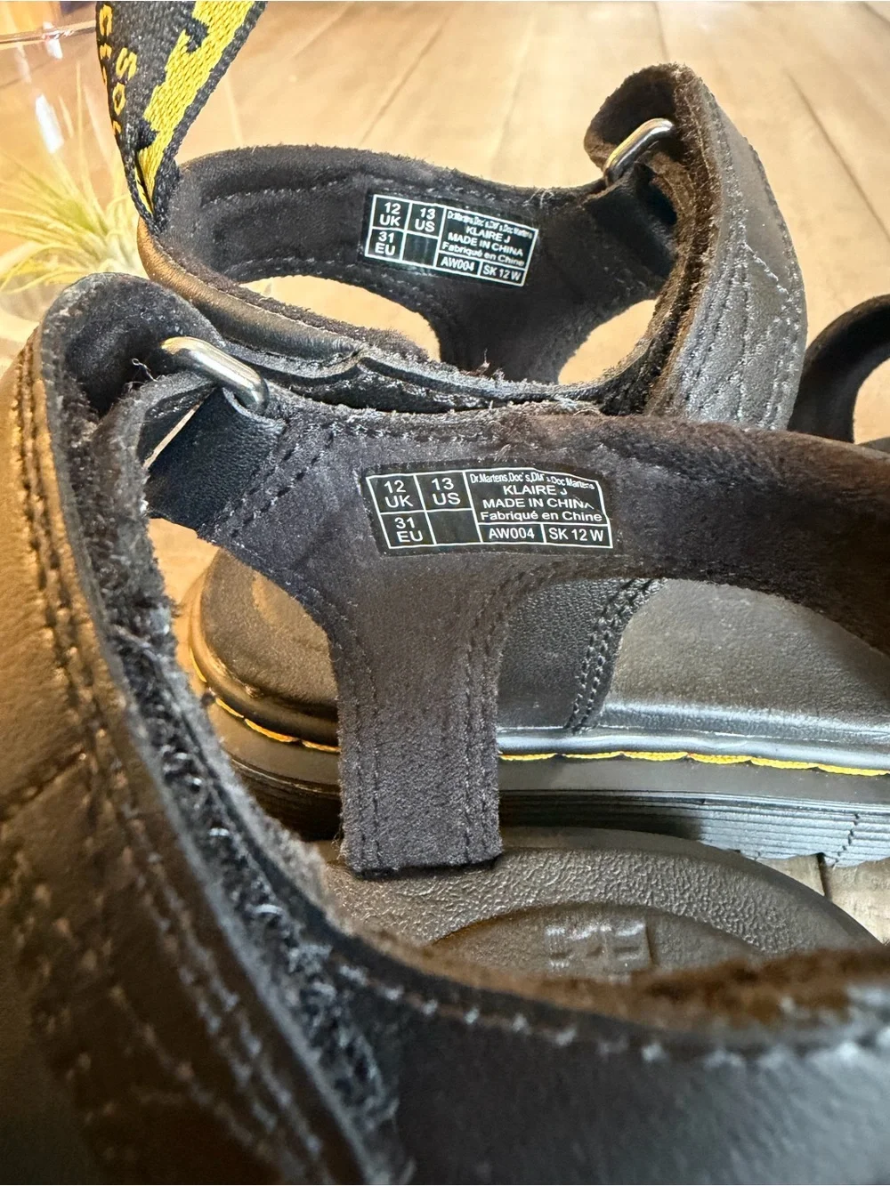 DR. MARTENS JUNIOR KLAIRE LEATHER STRAP SANDALS